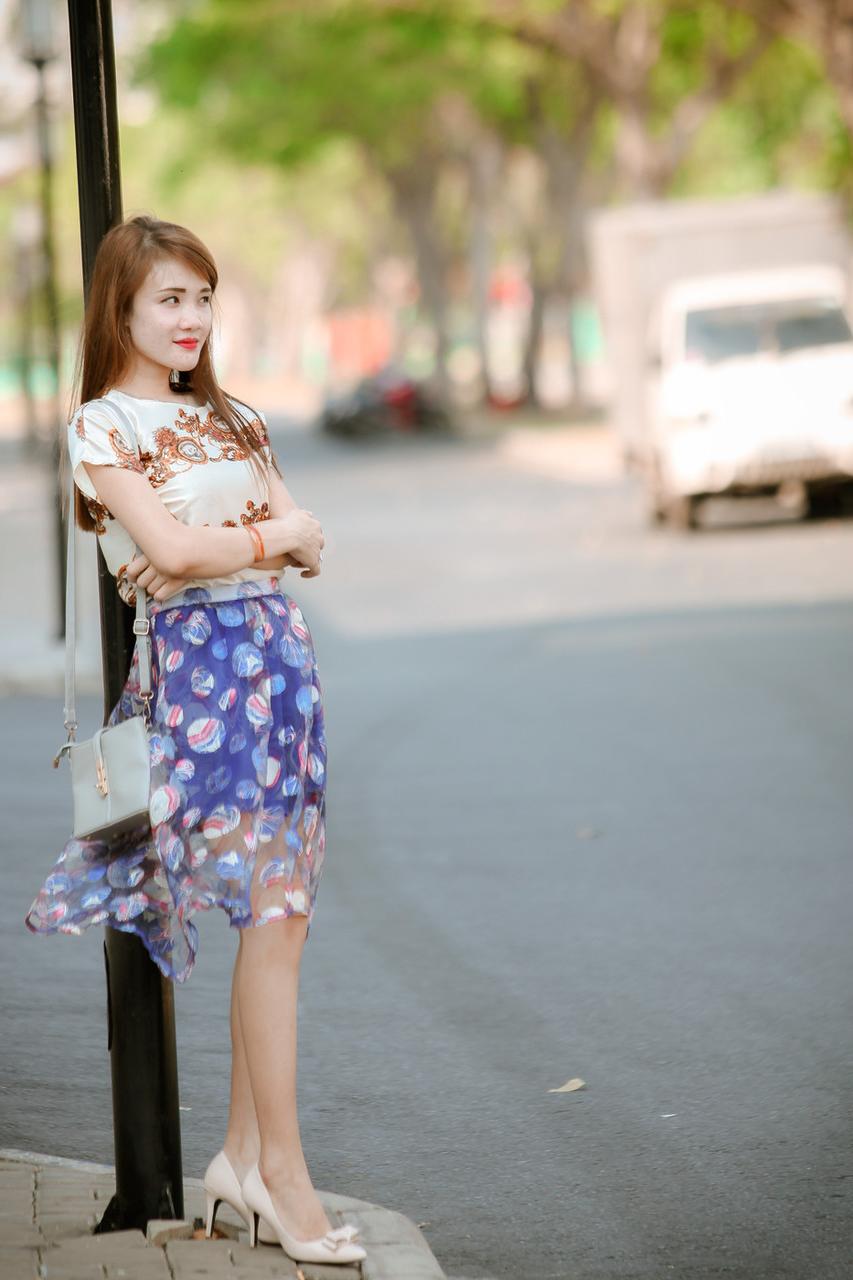 20P Lovely Asian lady Kim Mimi posing in her summer outfit in public