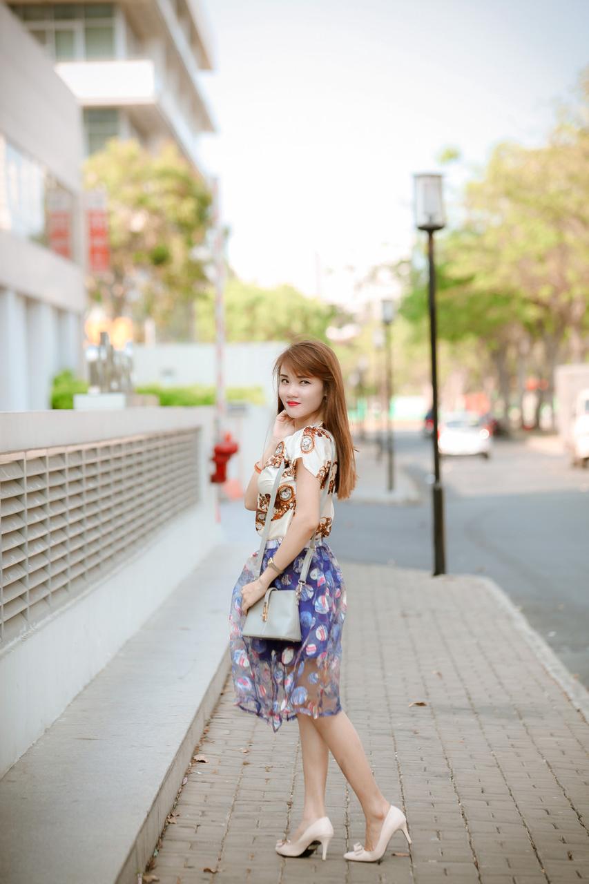 20P Lovely Asian lady Kim Mimi posing in her summer outfit in public