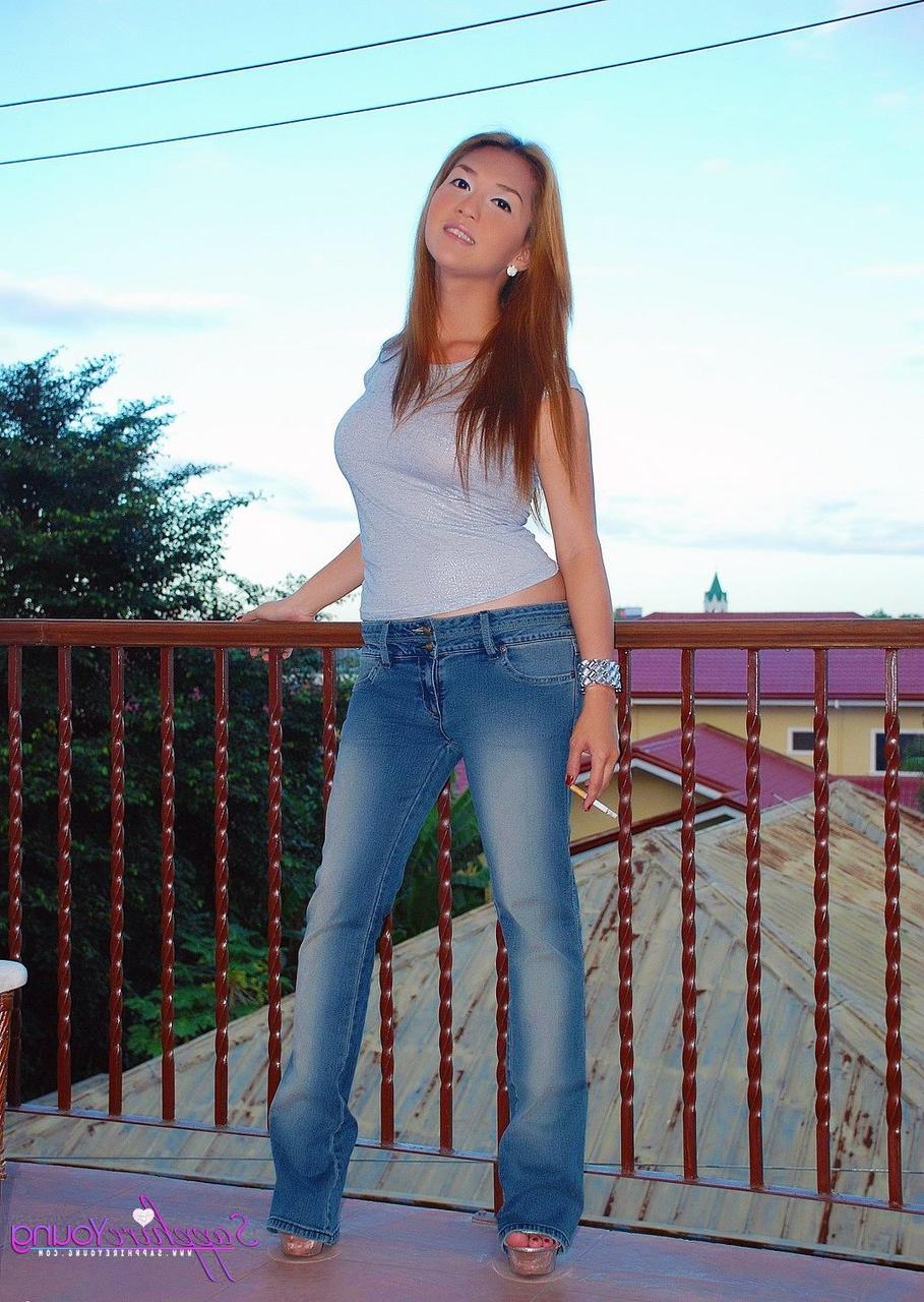 13P Oficial de Sapphire Young interpretado por Sapphire Young Fotos desnudas