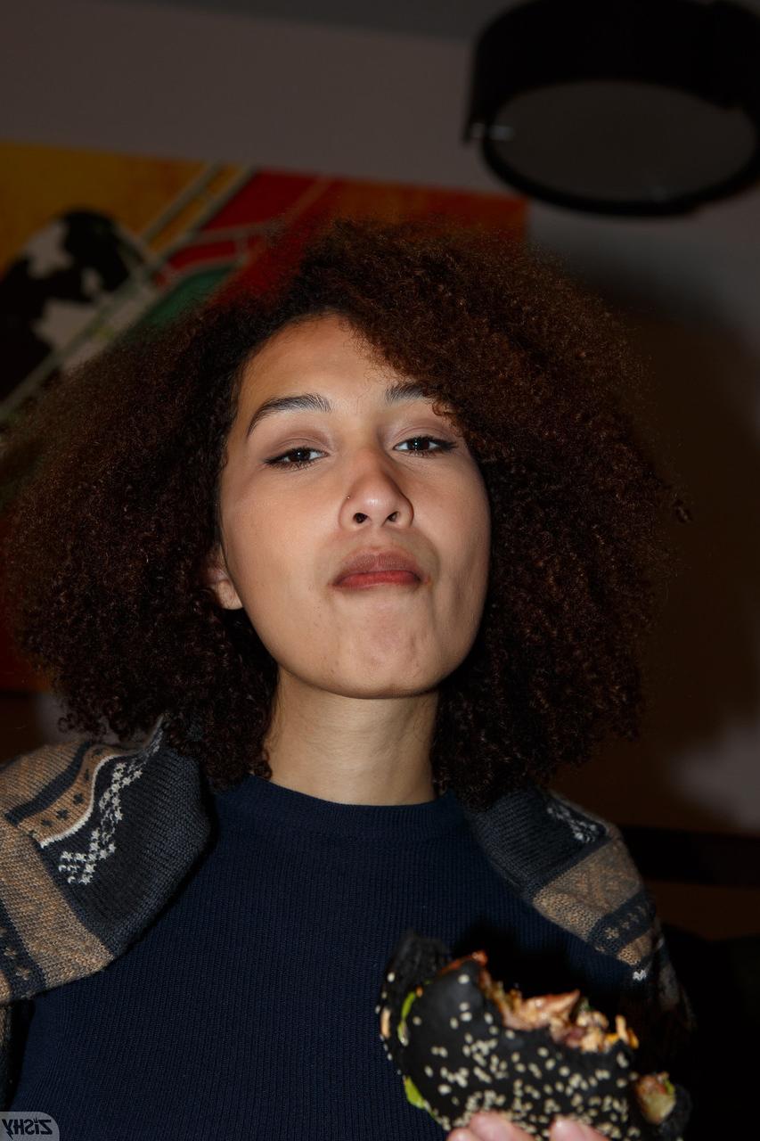 13P Curly haired babe Solana Bardell shows her natural tits & her hot ass