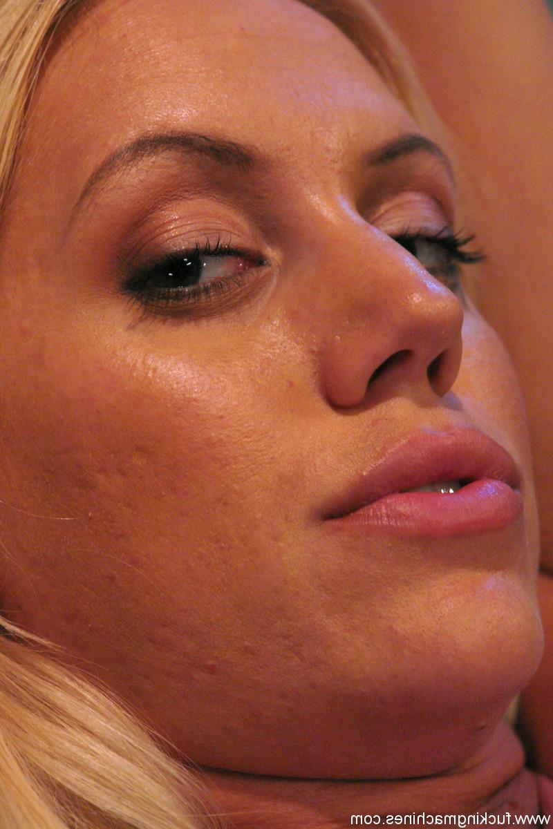 20P Tanned MILF Kacey Villainess fucks a huge two machine dildos at once