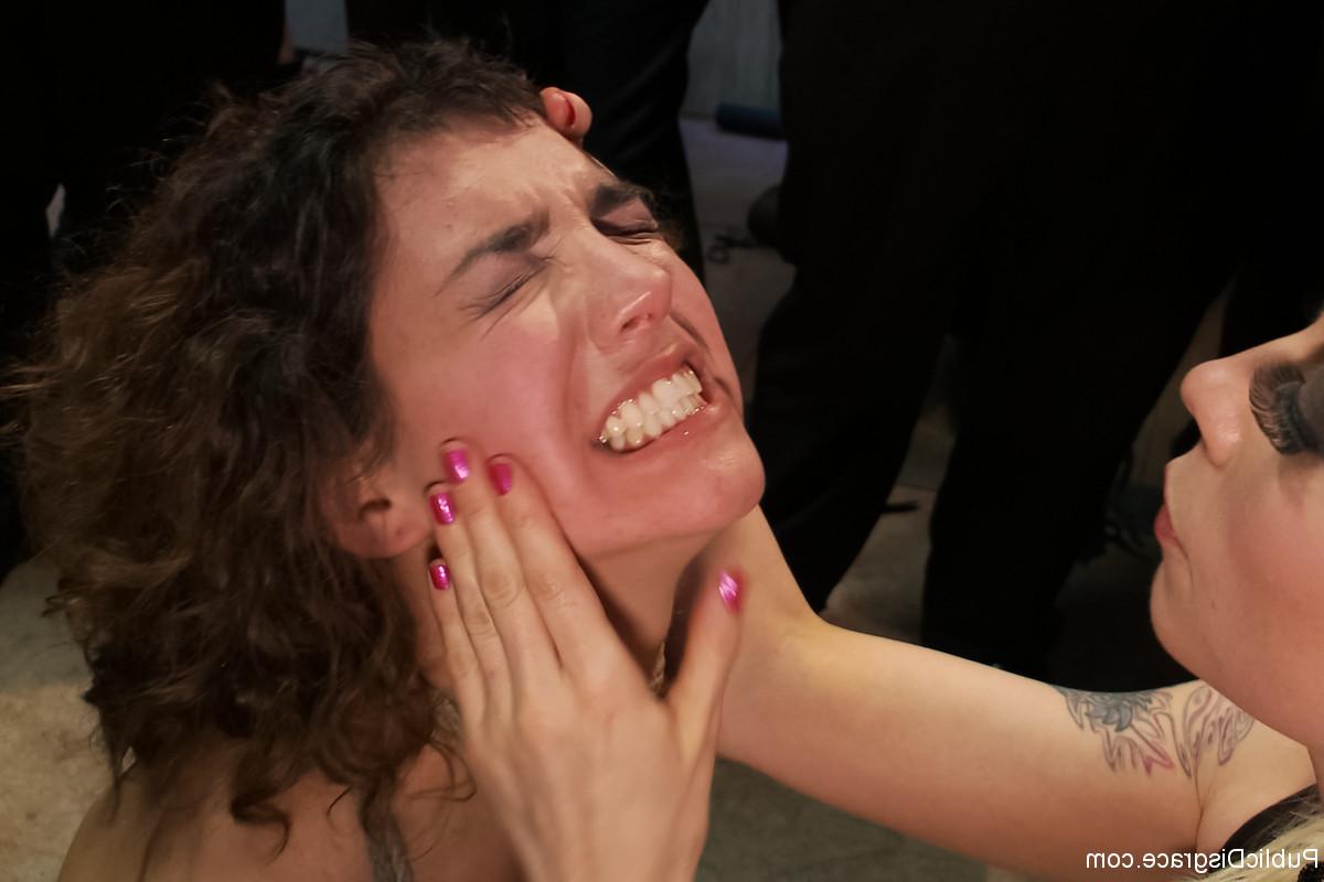 20P Public Disgrace Bianca Stone, Lorelei Lee