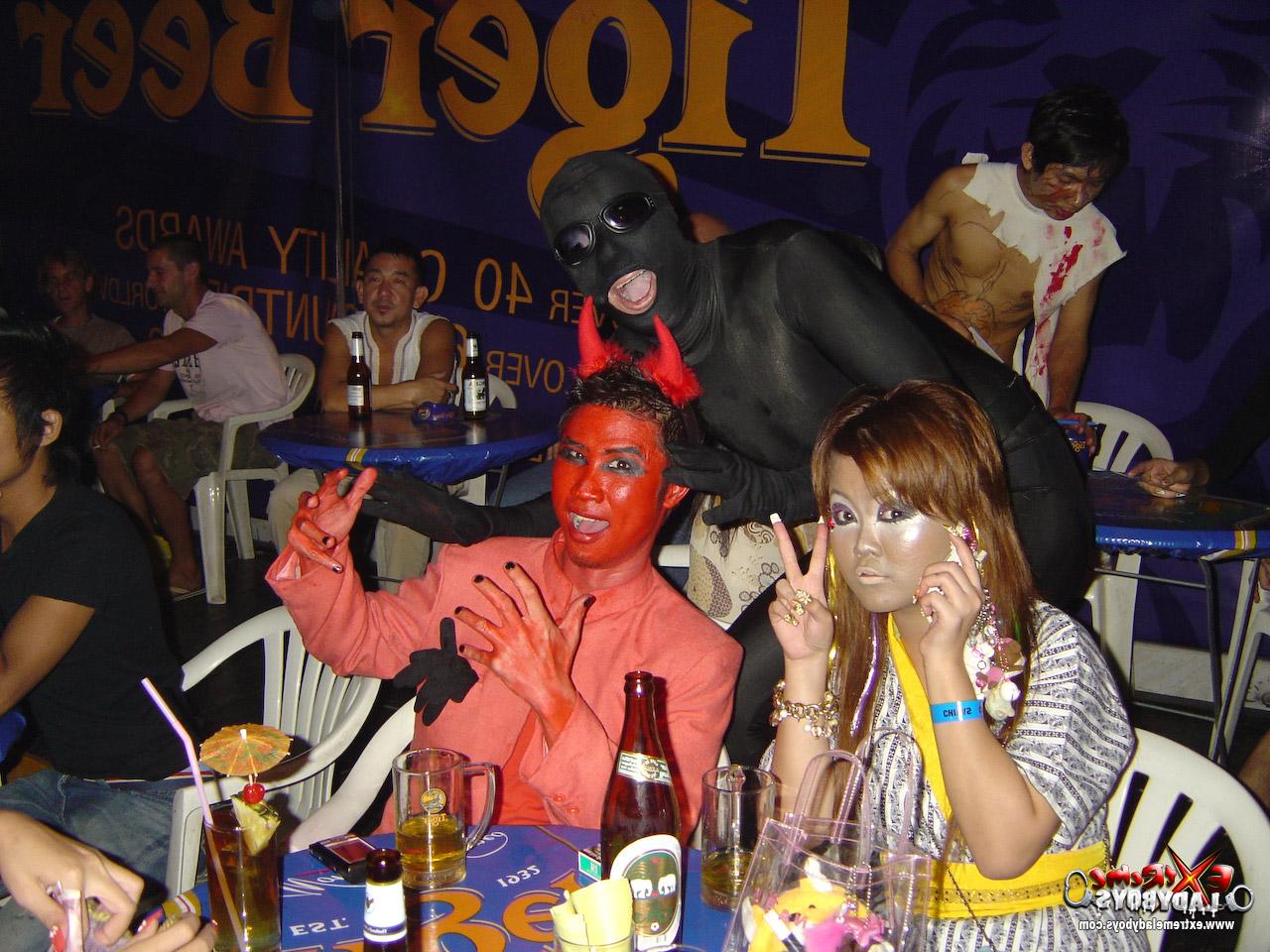 20P Conjuntos de bônus Extreme Ladyboys, Shadow