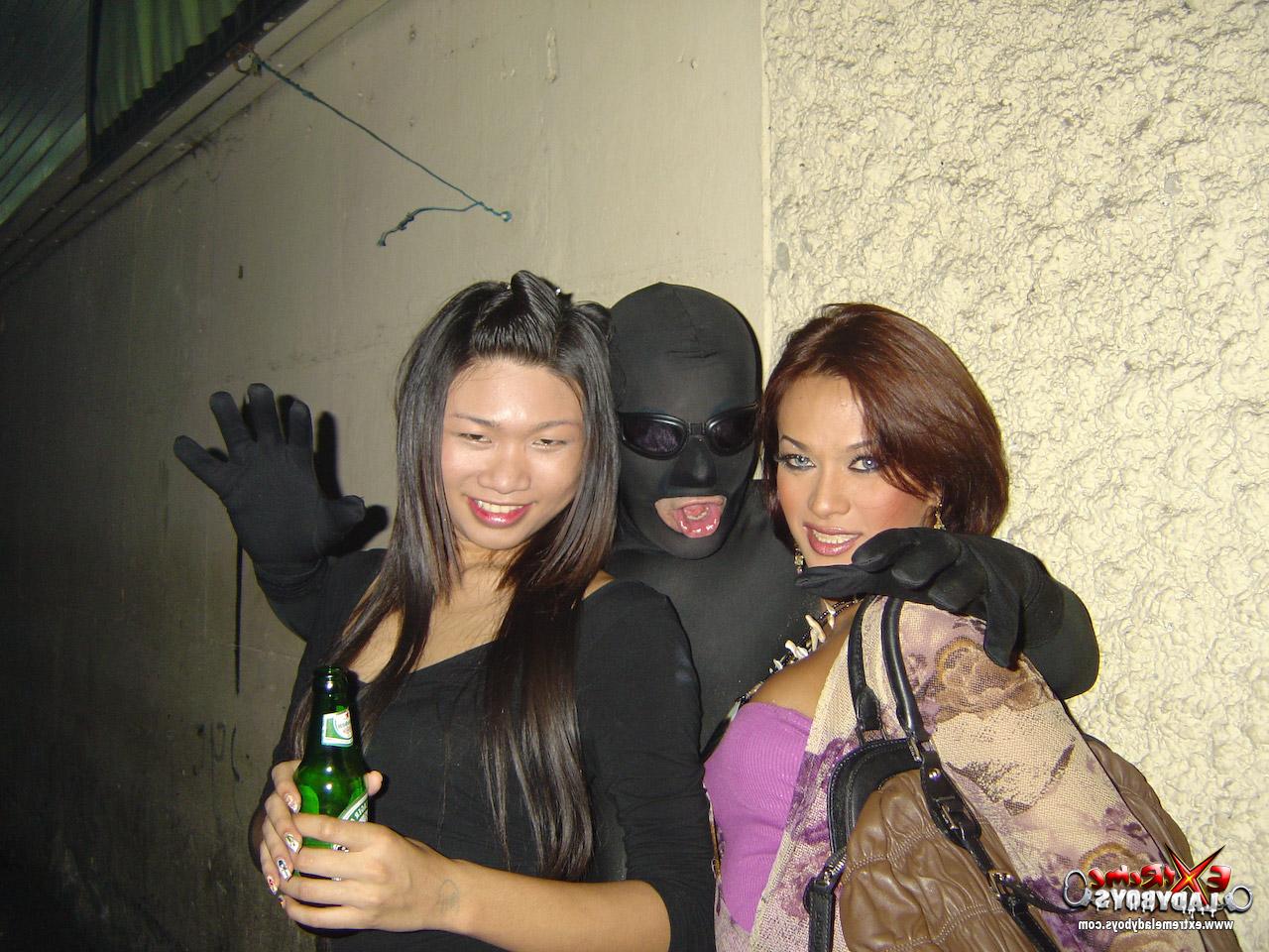 20P Conjuntos de bônus Extreme Ladyboys, Shadow
