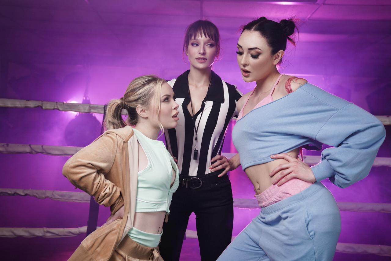 17P Twistys Charlotte Sins, Haley Spades, Lexi Luna