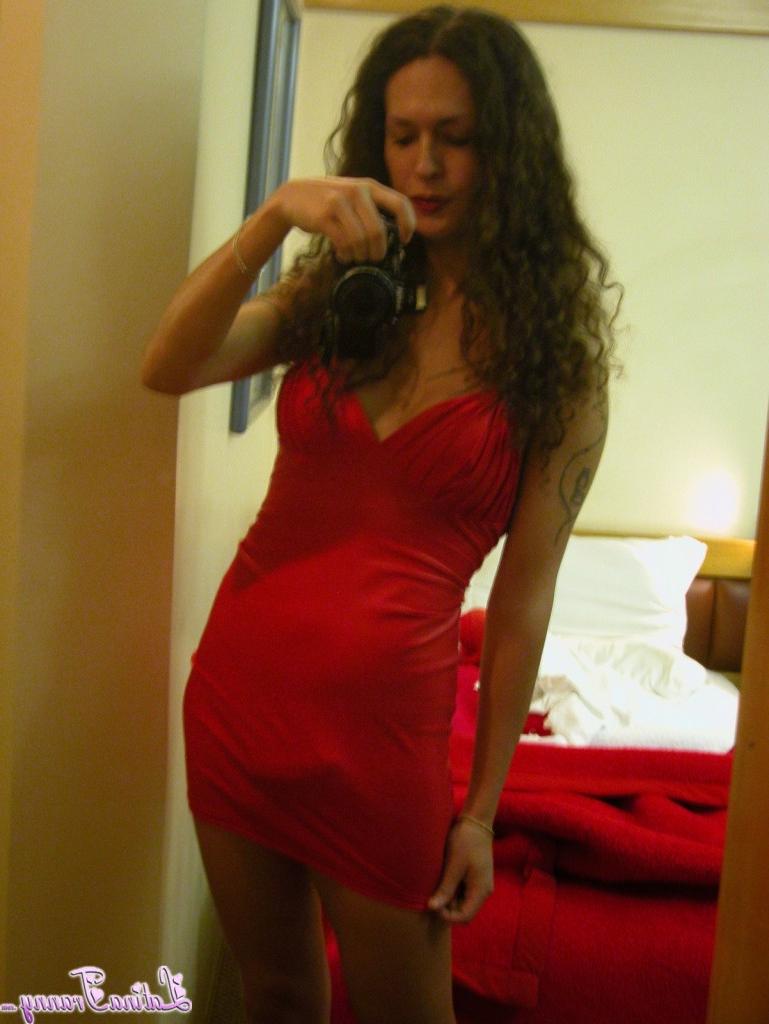 16P Imágenes calientes de transexual latina