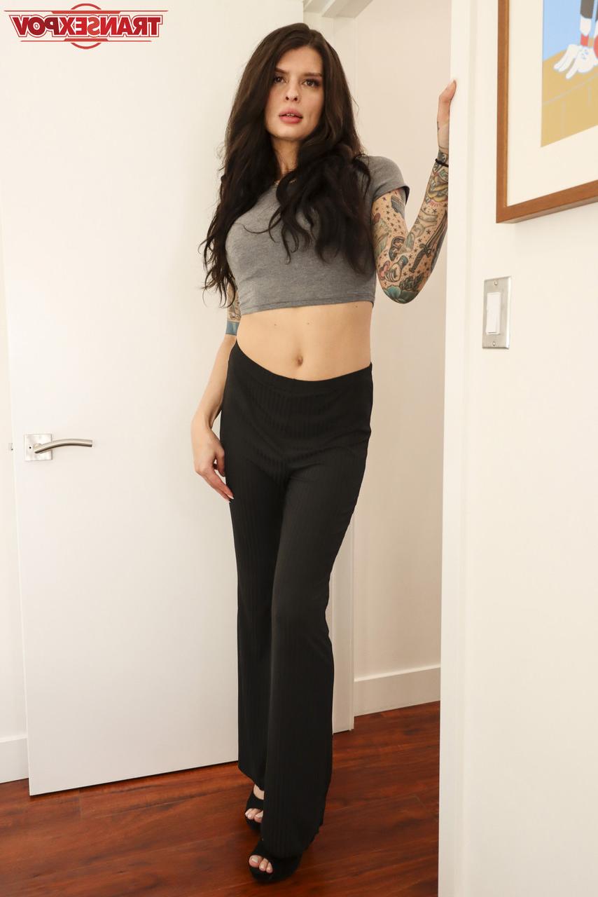 16P Transex POV Chloe Jordan, Buddy Wood