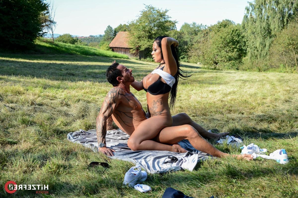 15P German couple get interviewed while having sex in a field