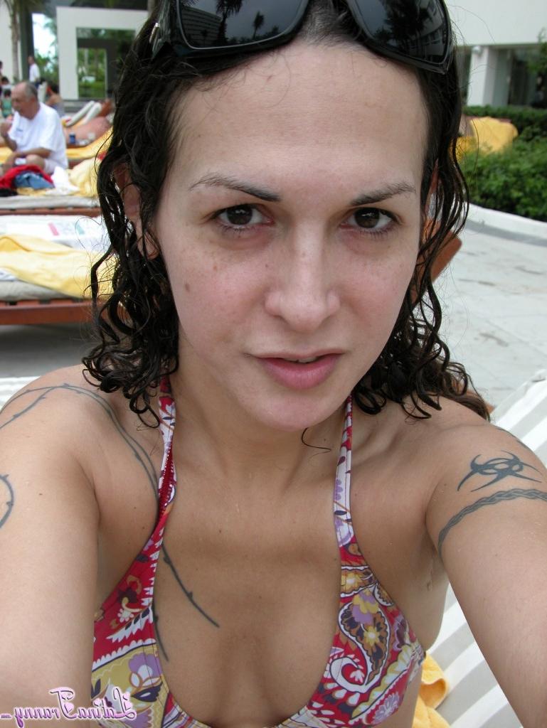 15P Photos chaudes de transsexuelles latines