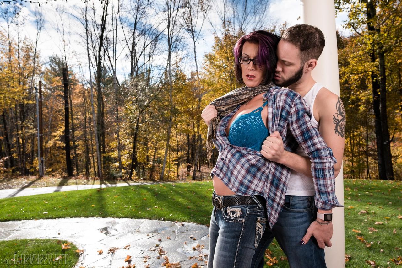 15P Transsensuel interprété par River Stark Photos porno nues