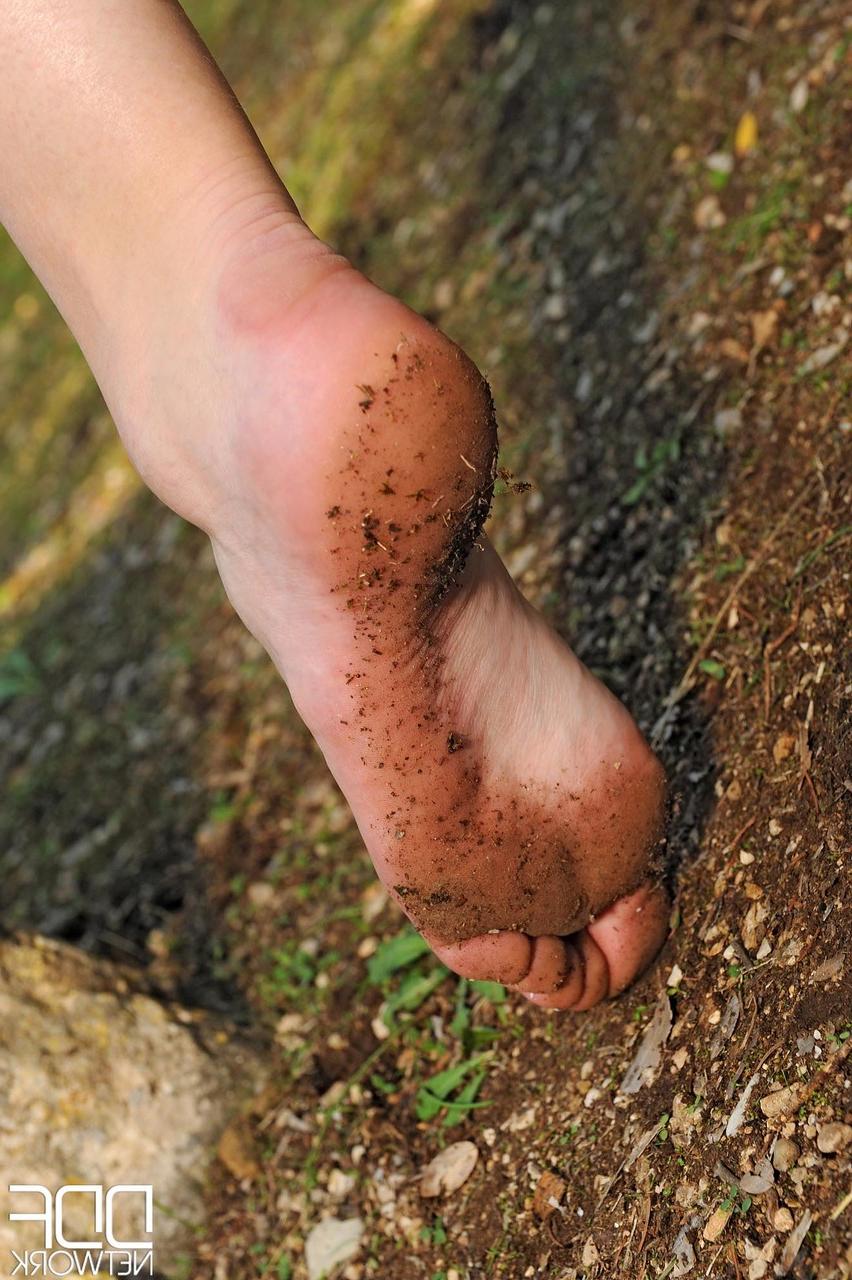 20P Dirty American blonde Danielle Maye flaunts her body and poses in the nature