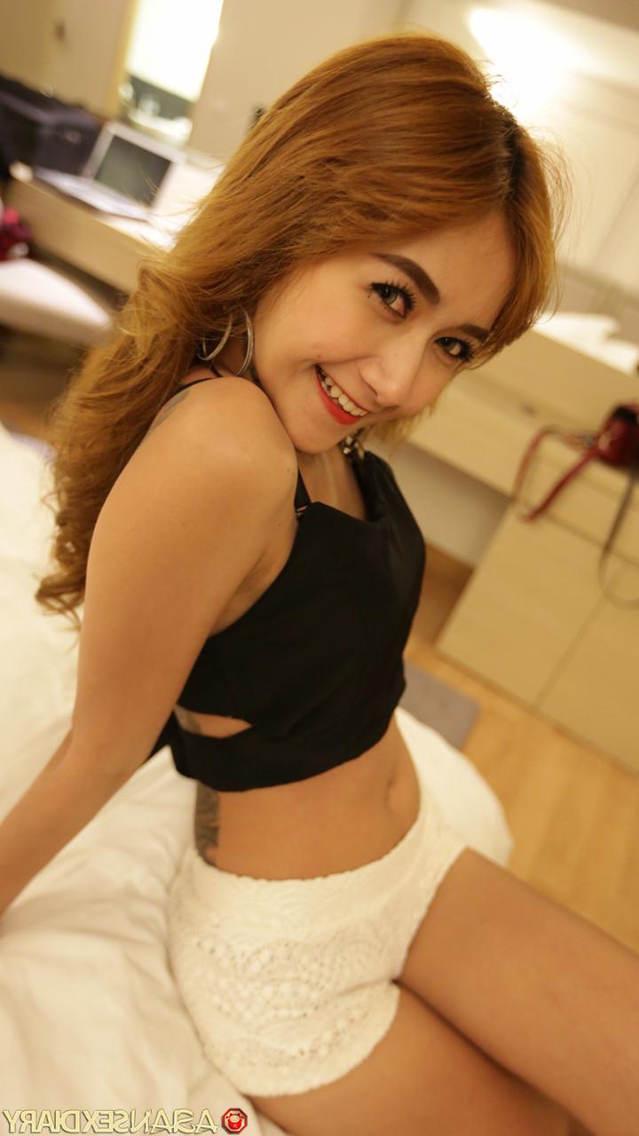 20P Asian stepsisters An C & Milk strip and pose before sharing a huge dick