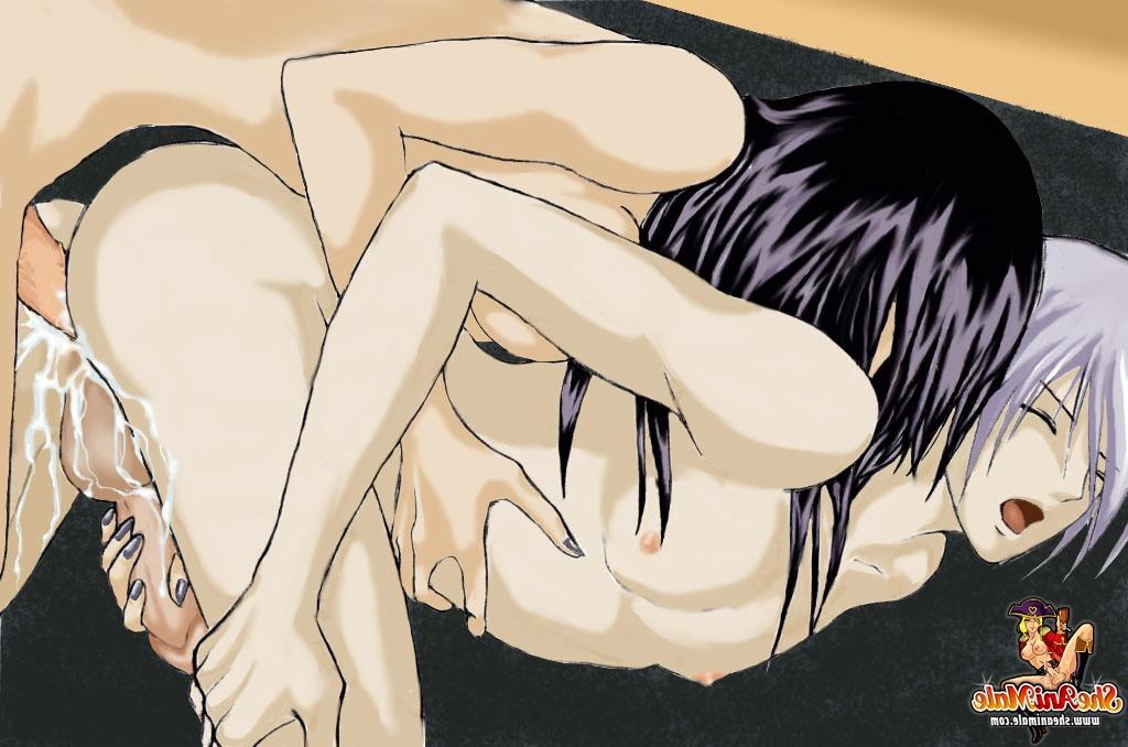 12P Travesti animada com tiras de peitos falsos e transando com sua amiga de escola