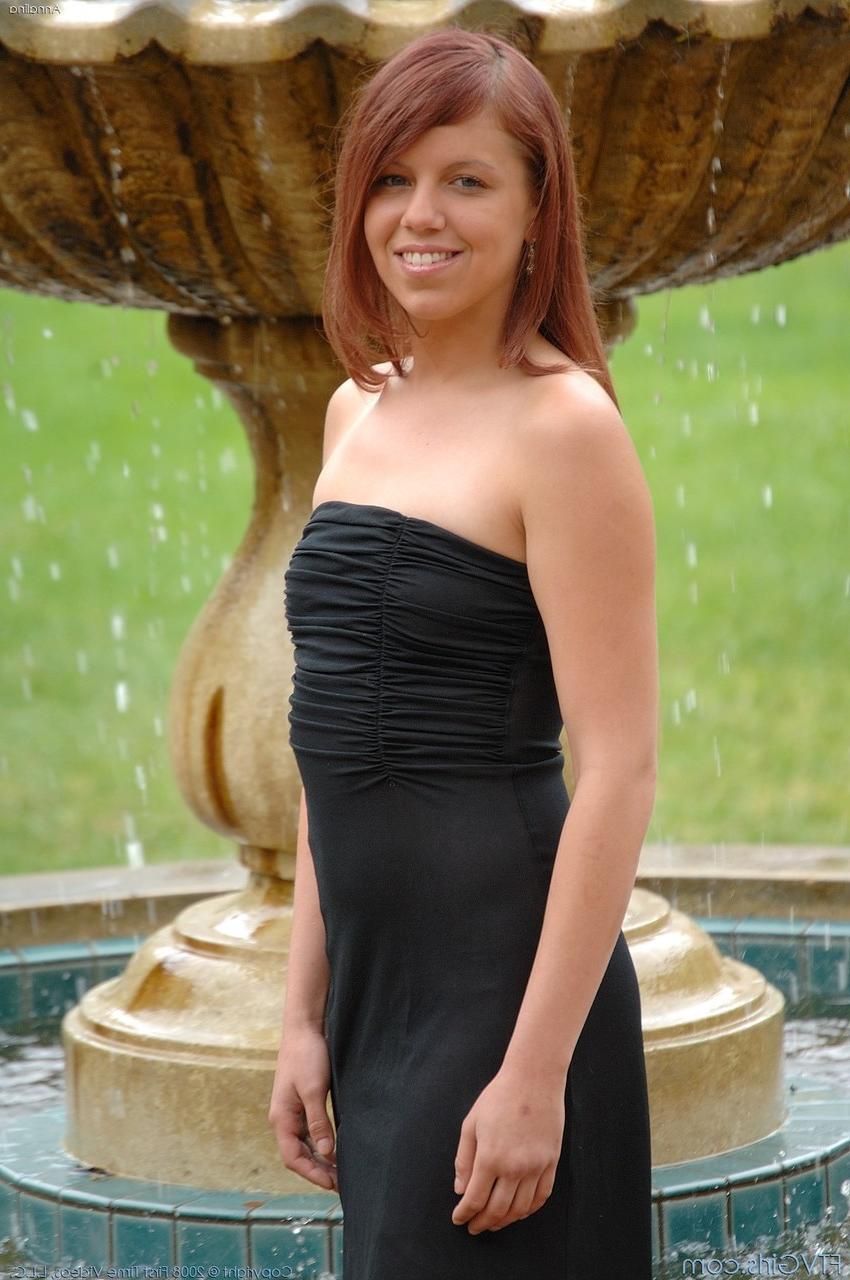 20P Redheaded babe Annalina shamelessly fucking a zucchini in public