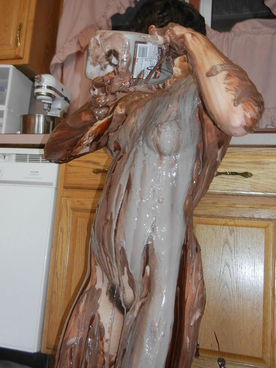 20P Kinky geek Shelly gets her naked body messy with hot chocolate in the kitchen