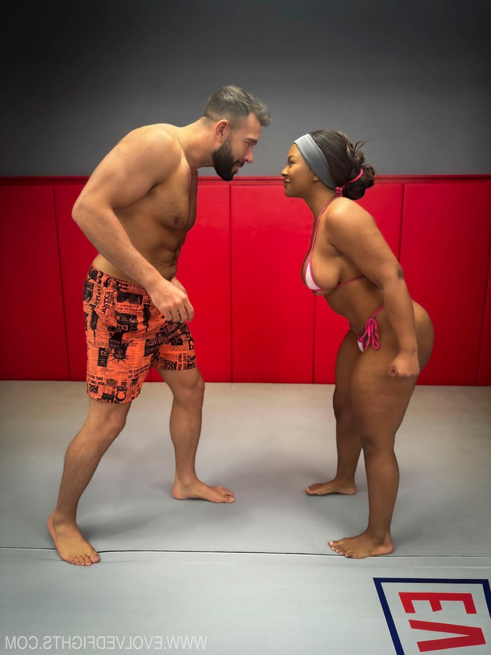 20P Ebony babe Avery Jane enjoys wild interracial sex while wrestling with a man
