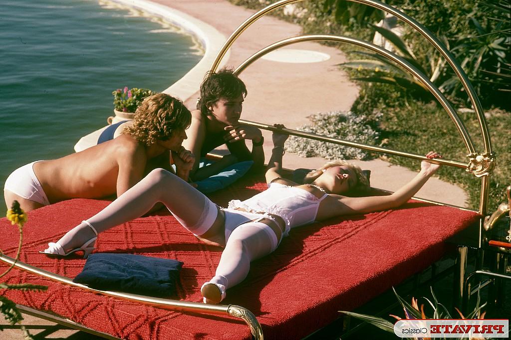 13P Blonde from the seventies gets banged and jizzed on by 2 men on outdoor bed