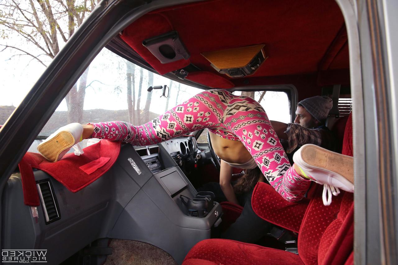 20P Exotic teen Ziggy Star gets orally pleased, screwed and jizzed on in a van