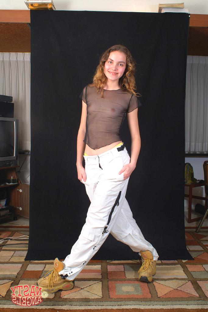 20P Petite teen with tiny tits Uma flaunts her sweet body in a solo
