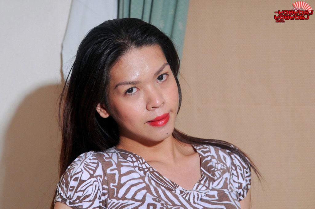 14P Ladyboy Ladyboy Performed by Alba Naked Porn Pics