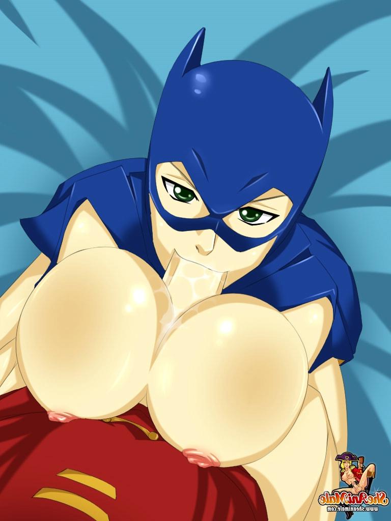 12P Big boobed anime travesti Batgirl transa com um pequeno Robin em várias posições sexuais