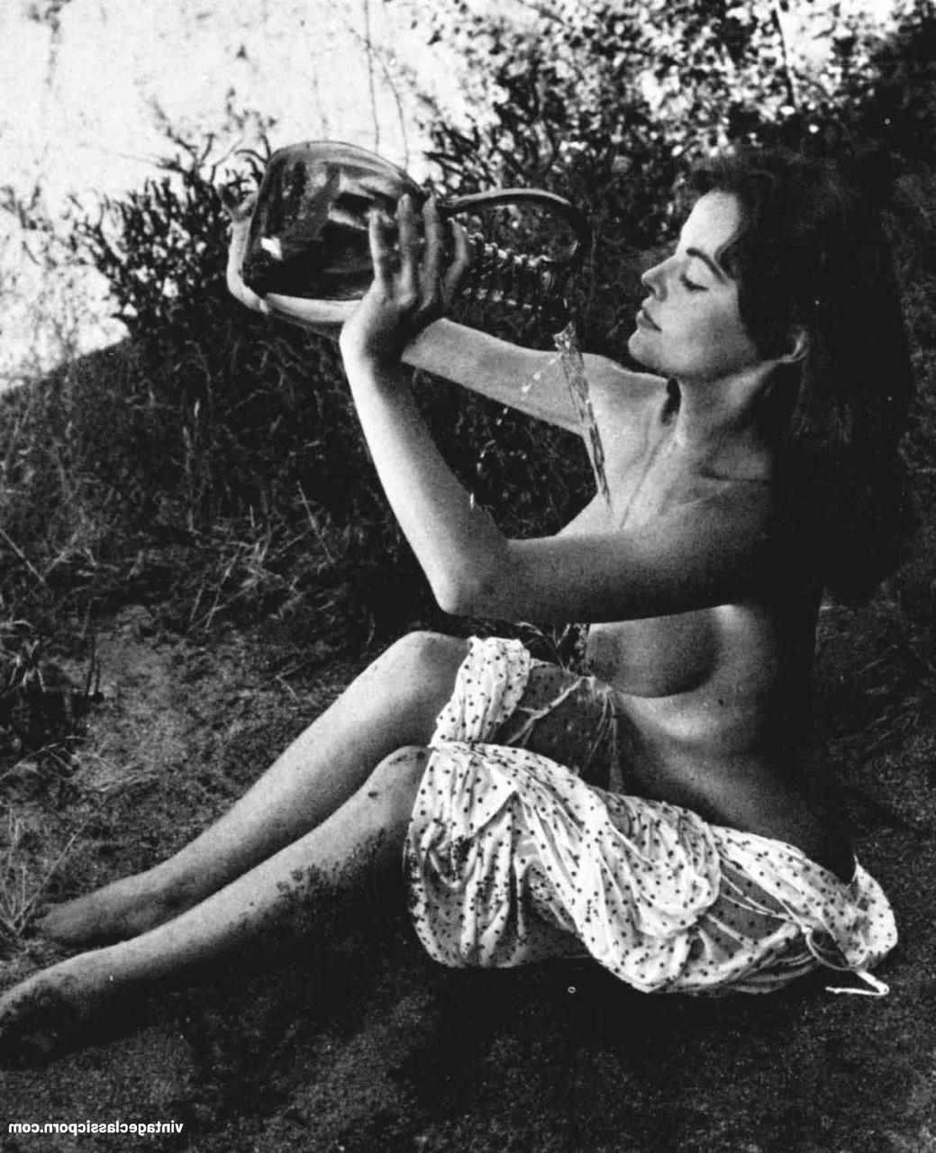 18P Gorgeous vintage model Diane Webber poses naked and teases with her big tits