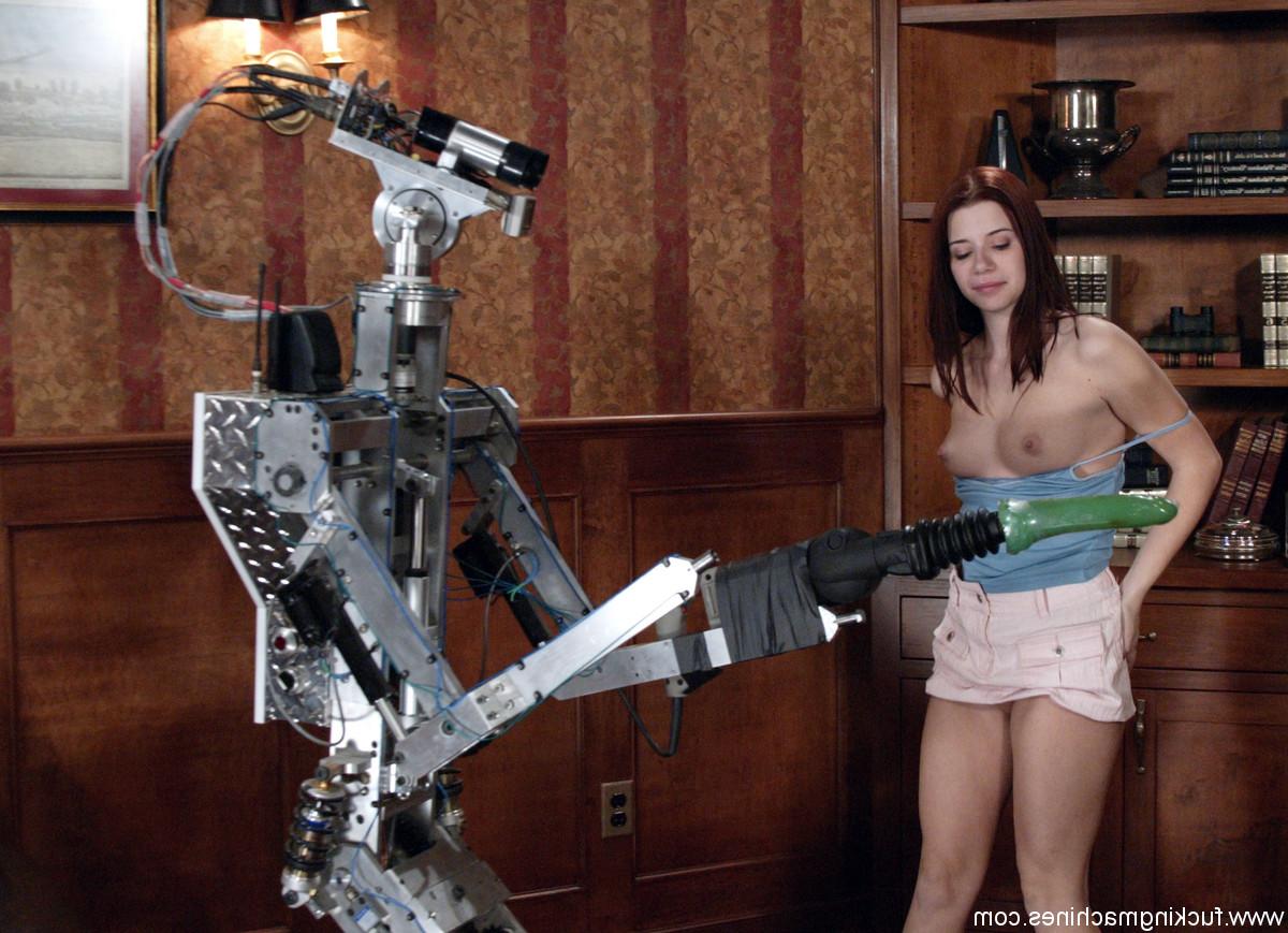 20P Slim Sarah Blake shows her ass & bends over a table to get fucked by a machine