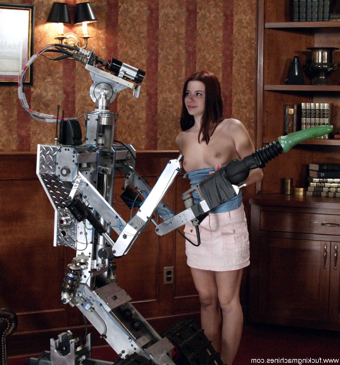20P Slim Sarah Blake shows her ass & bends over a table to get fucked by a machine