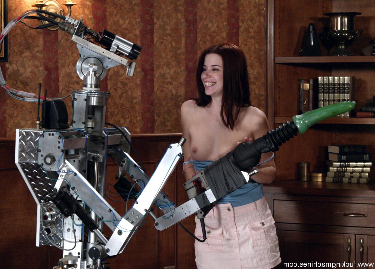 20P Slim Sarah Blake shows her ass & bends over a table to get fucked by a machine