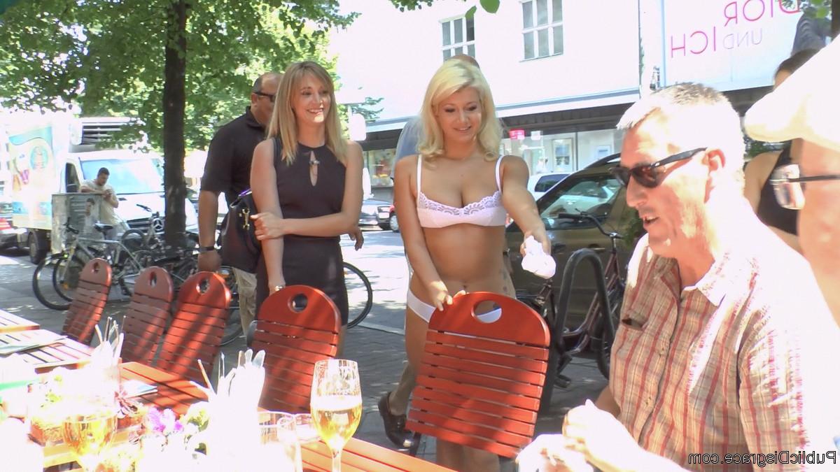 20P Public Disgrace Jason Steel, Juliette March, Layla Price, Mona Wales