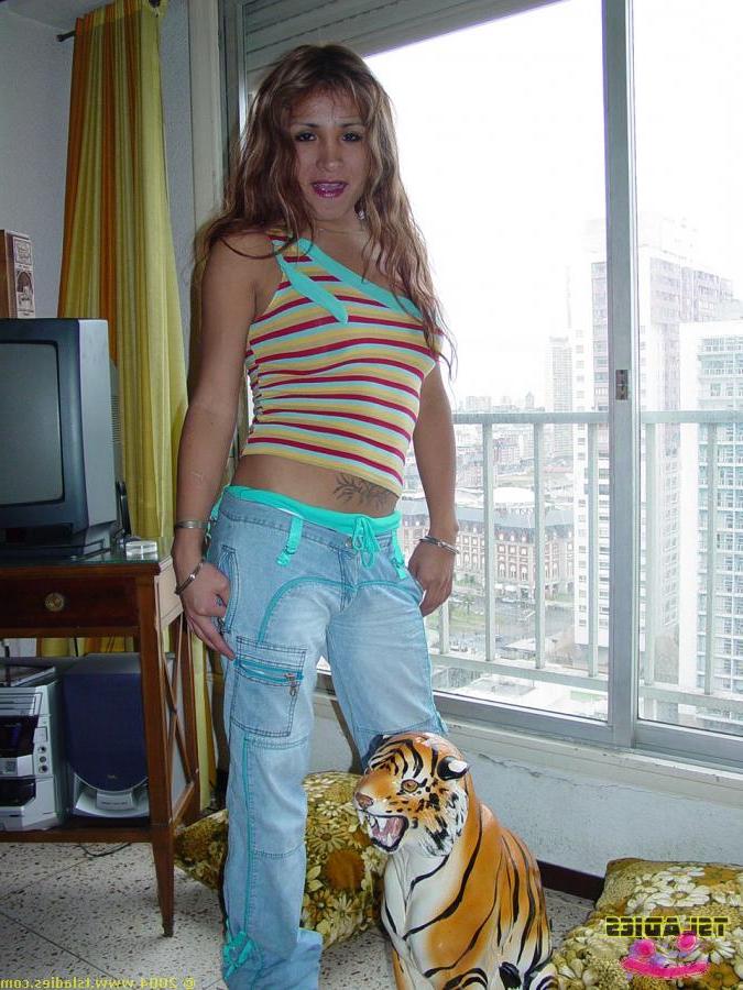 16P TS Ladies Naked Gallery