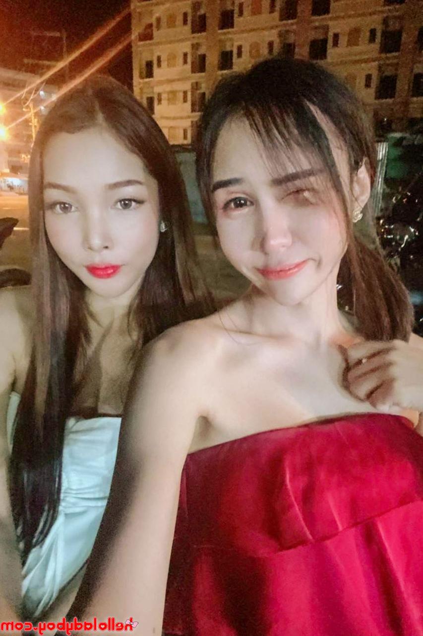 20P Hallo Ladyboy