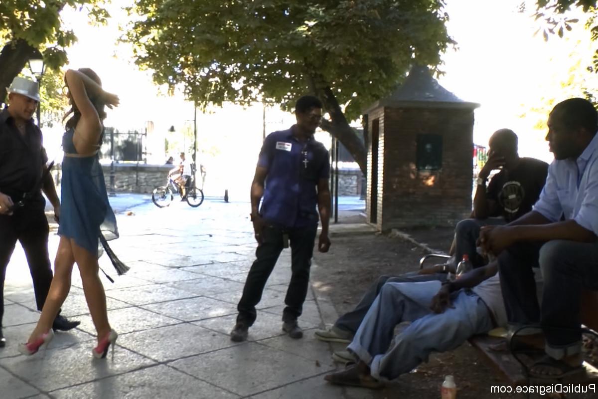 20P Public Disgrace Cristal Cherry, Omar Galanti