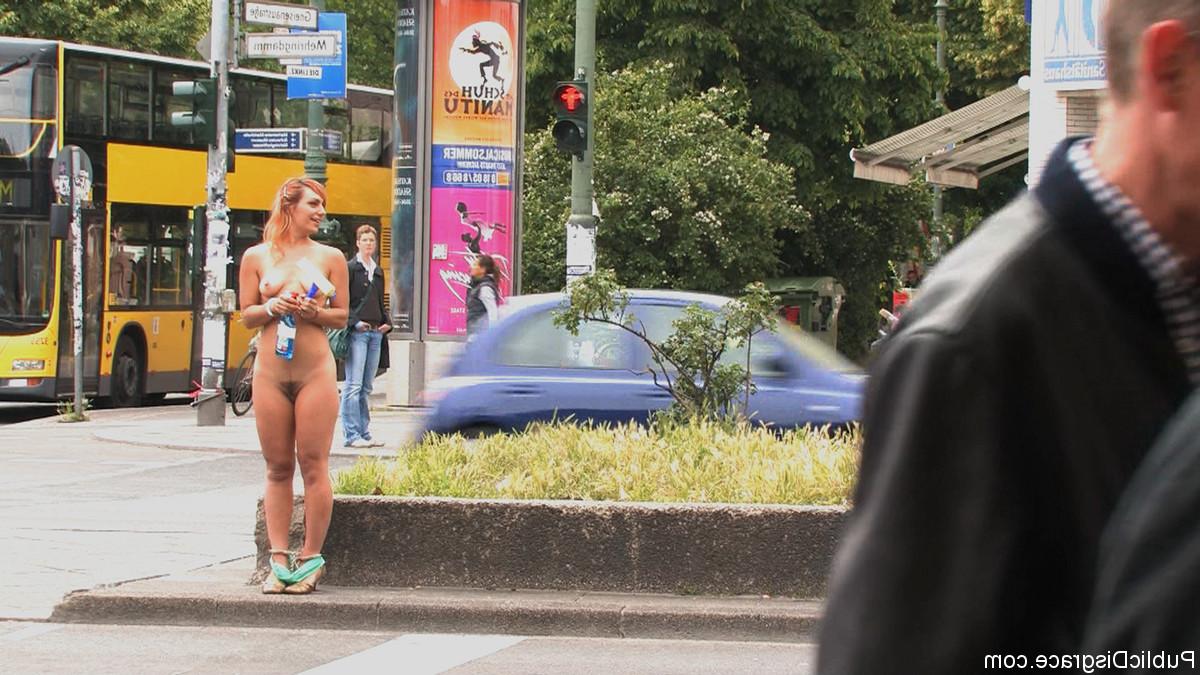 20P Public Disgrace Molly, Steve Holmes
