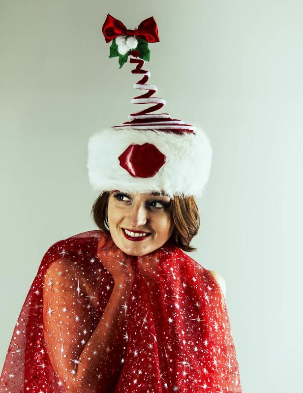 20P Attraktive Amateurmodels posieren verführerisch in einer Weihnachtskompilation