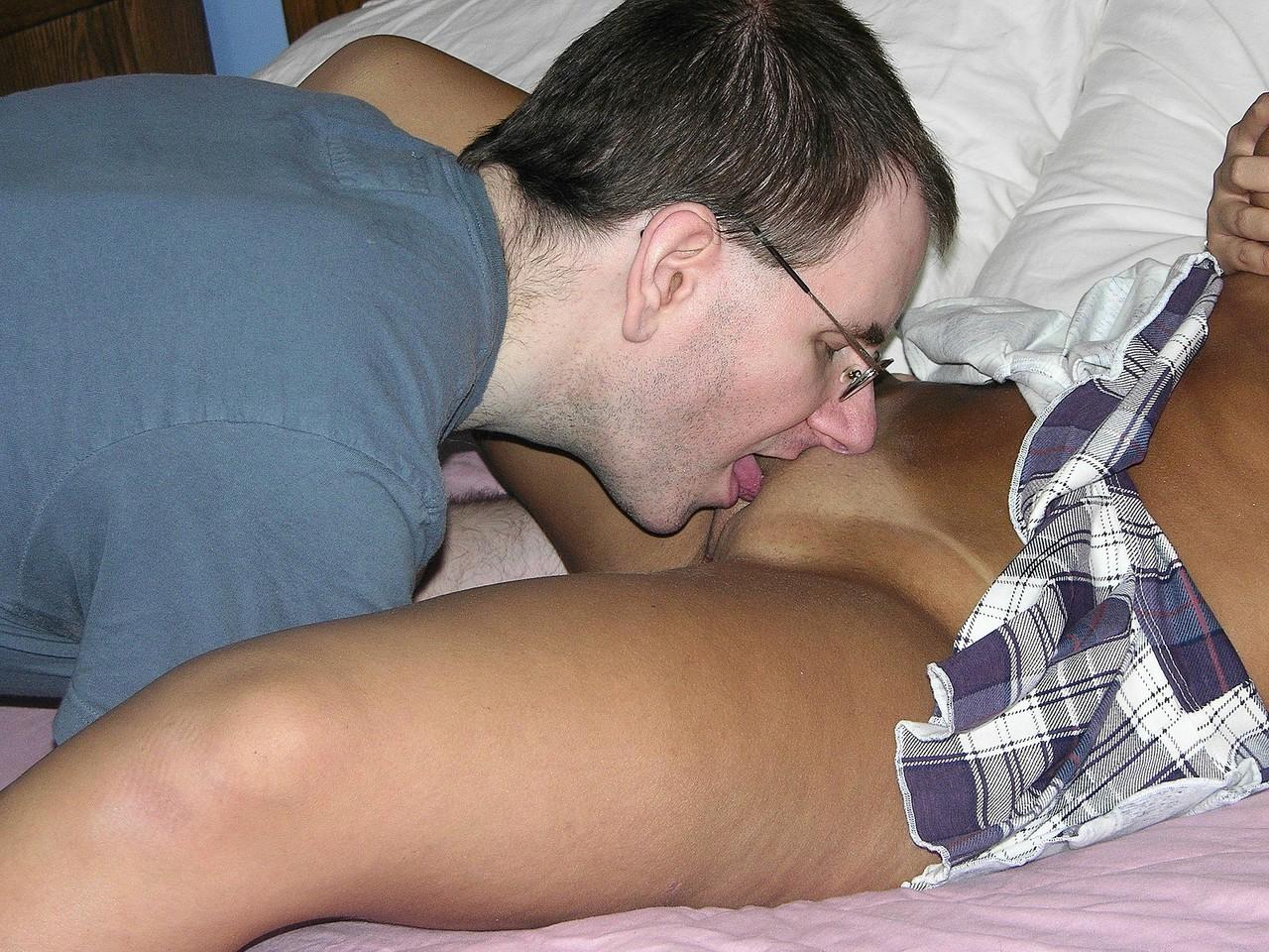 20P A puta loira gordinha Monique é fodida e facialed pelo nerd Logan Drake