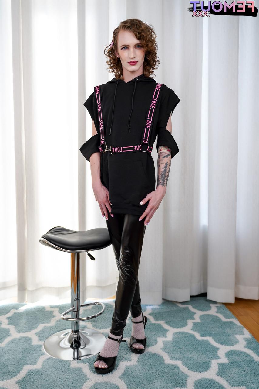 16P Femout XXX Kelly Lovely