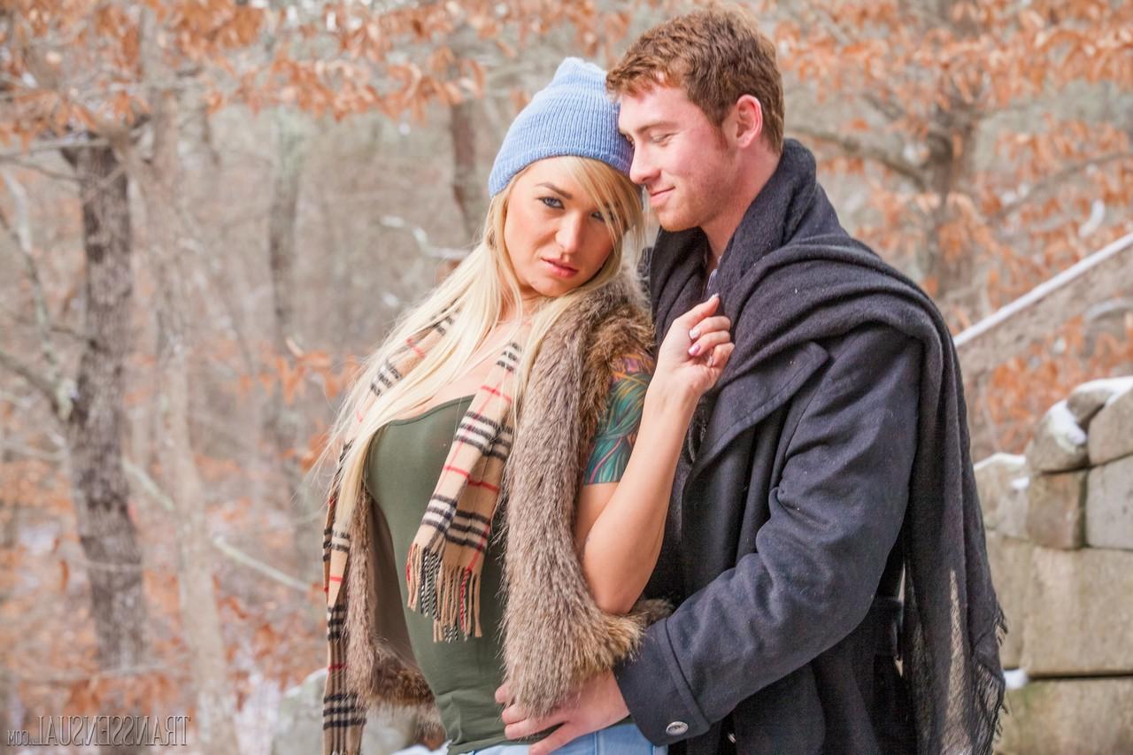 15P Transsensual mit Connor Maguire und Aubrey Kate Hot Pictures