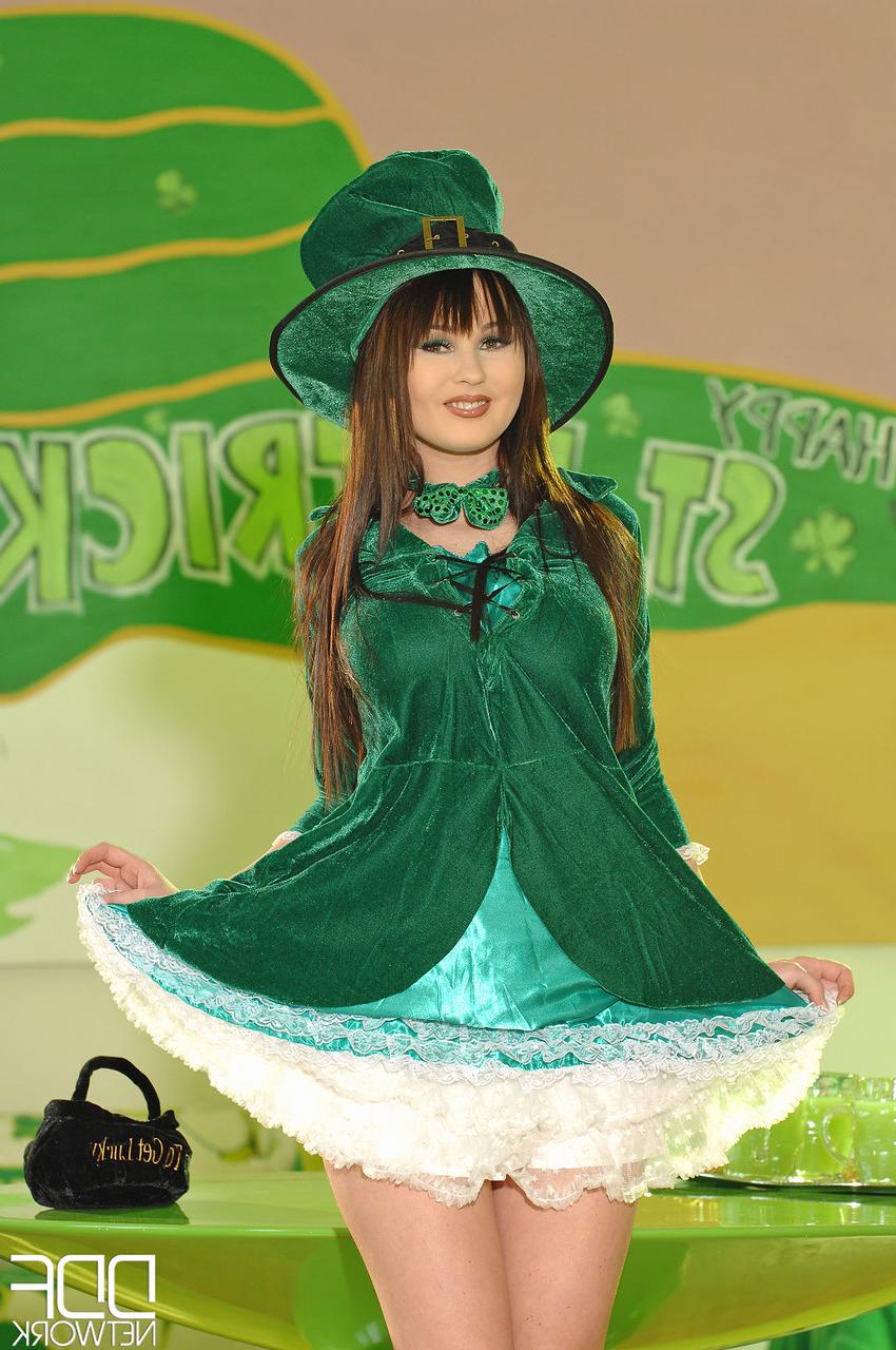 20P Mundo Pornô Antonia