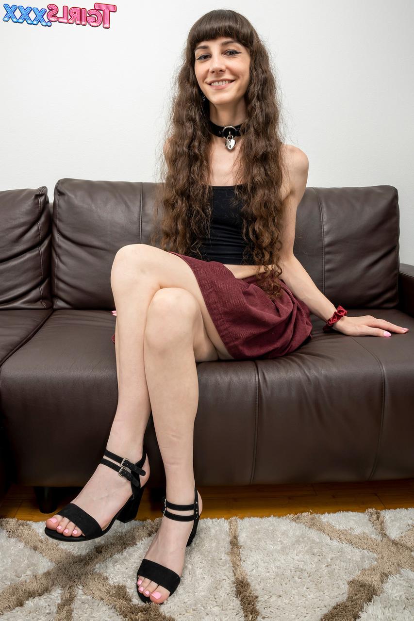 16P Boneca Livi TGirls XXX