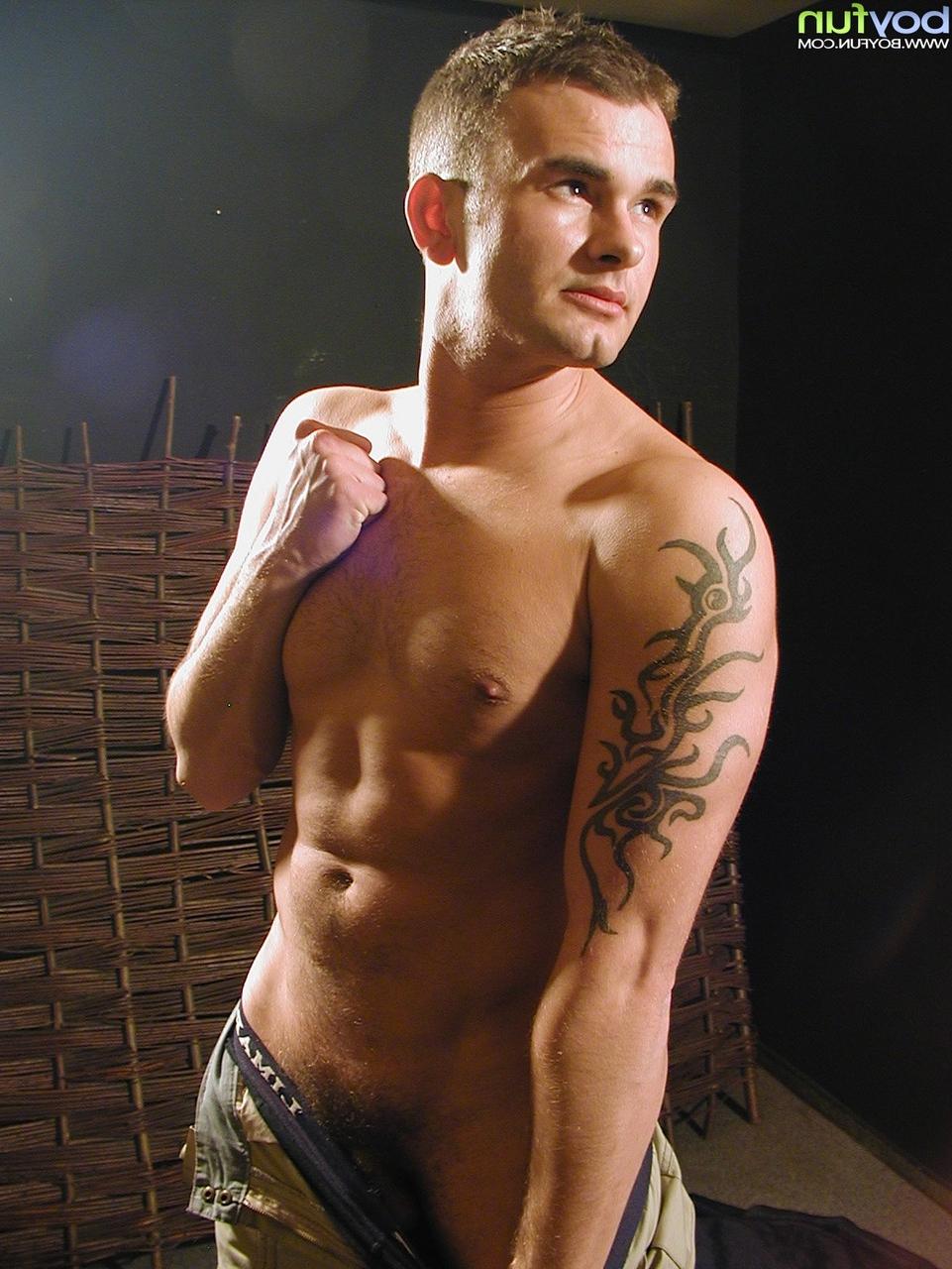 20P Boy Fun Jakub Ziom