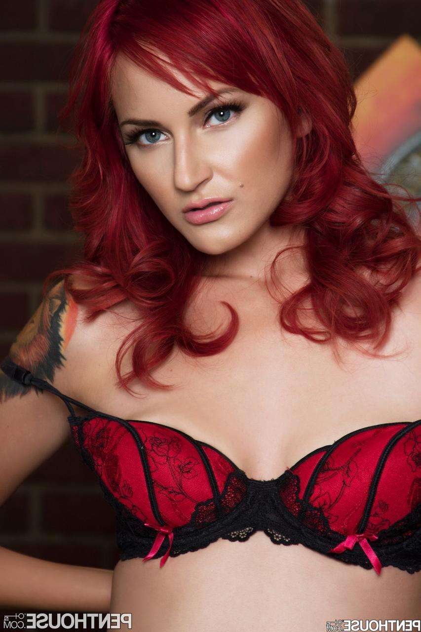 20P Redhead honey Phoenix Askani shows her pierced nips and hot figure in a solo