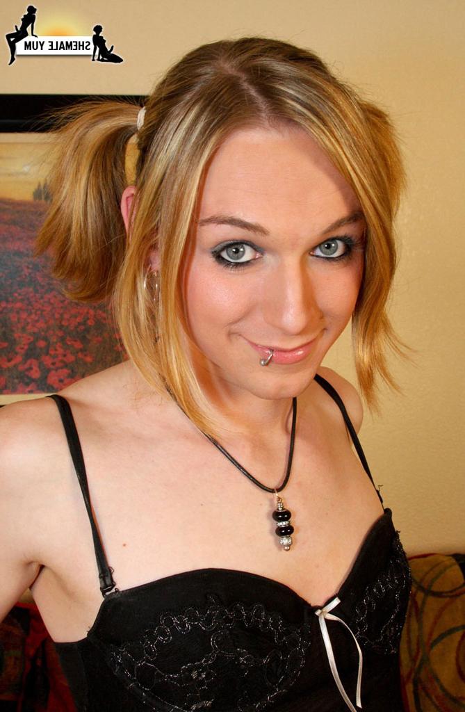 15P Grooby filles XXX Photos