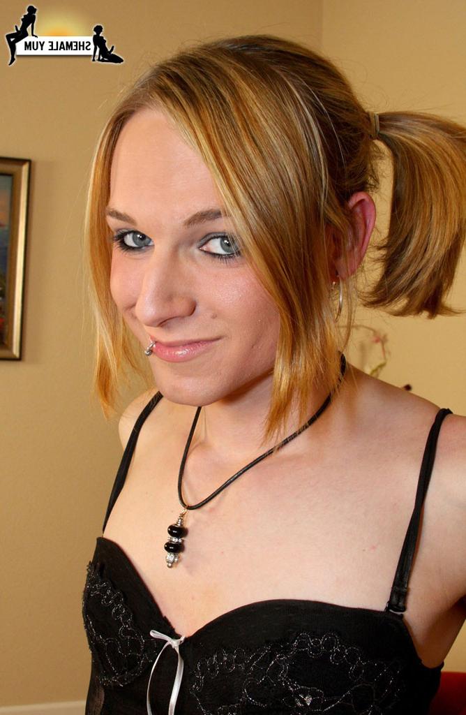 15P Grooby filles XXX Photos