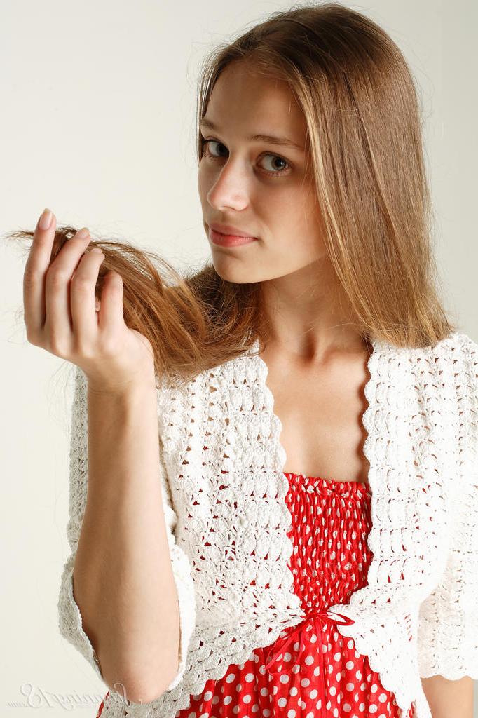 16P Alluring 18-year-old with long hair Liana B gets naked in her heels