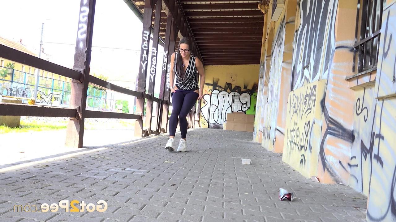 15P Barbe pulls down her pants to pee in public while out for a brisk walk