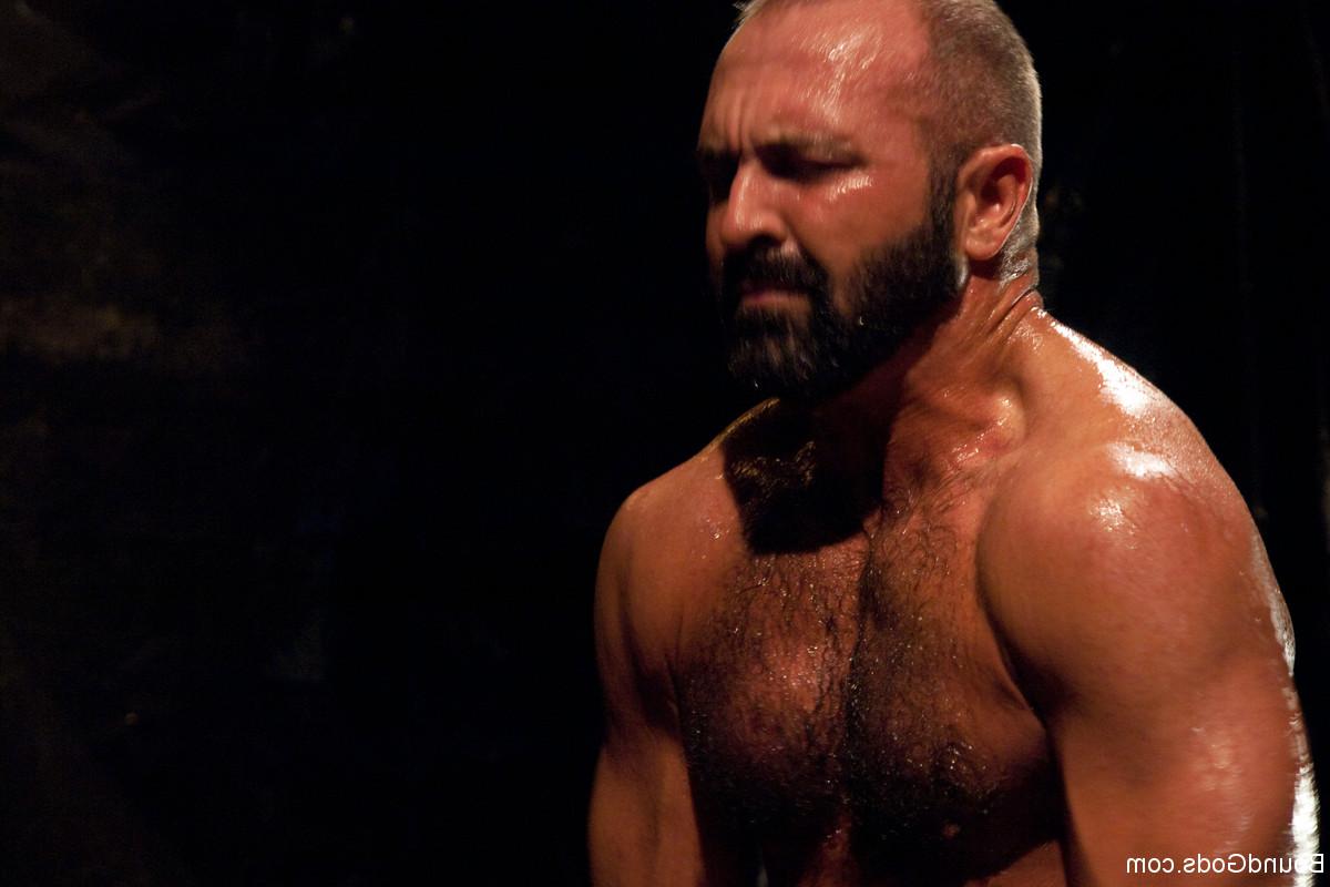 20P Dieux liés Derek Pain, Josh West