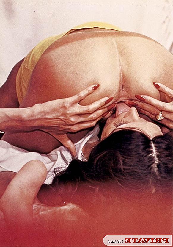 12P Bisexual females from the swinging sixties eat pussy and suck cock too
