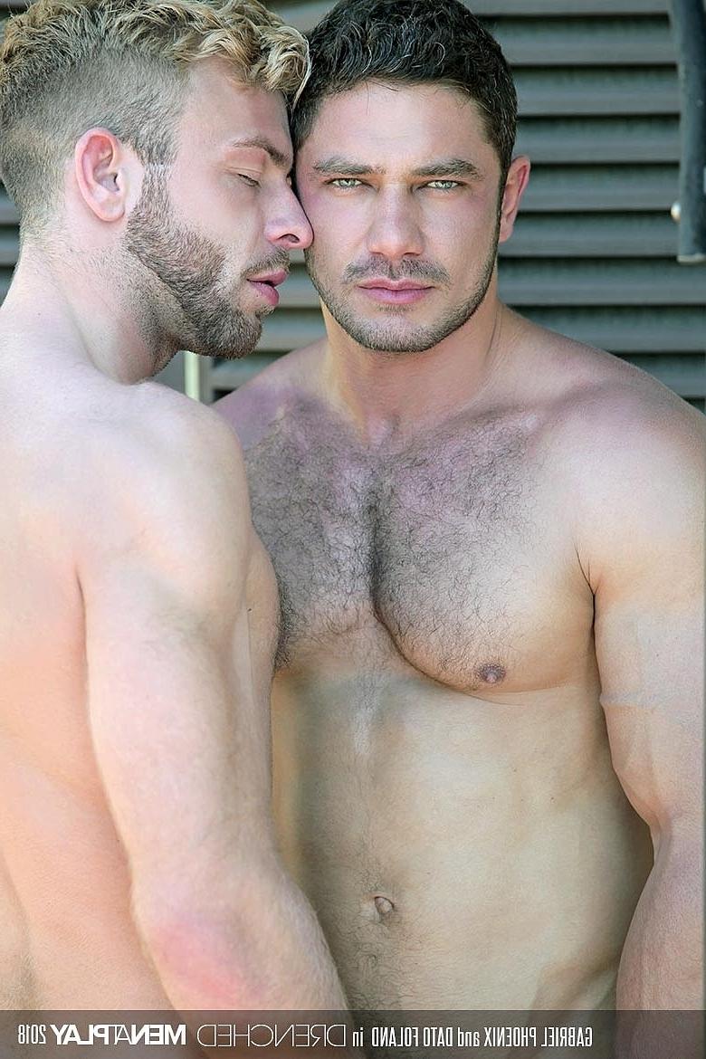 20P Gay bodybuilders Dato Foland and Gabriel Phoenix fucking poolside