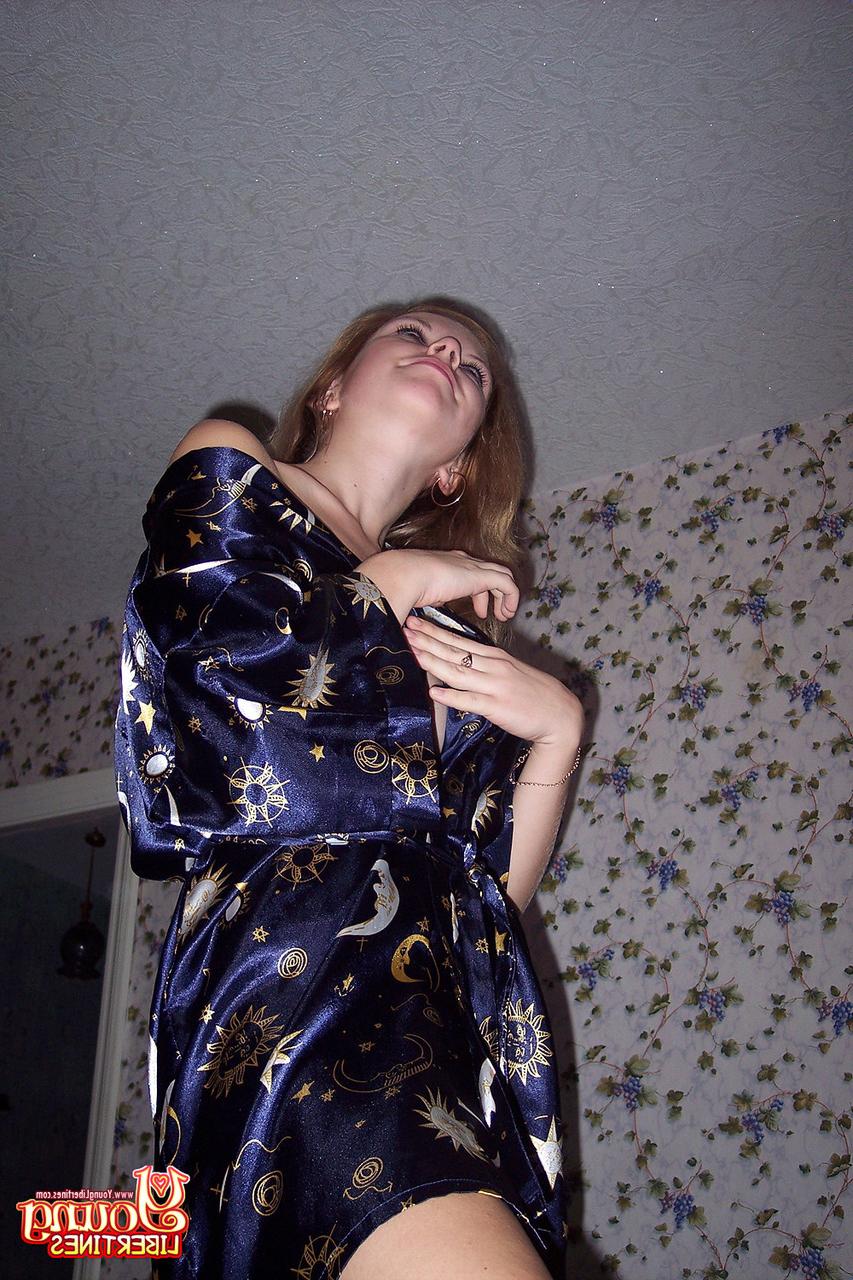 20P Amateur teen Simona drops her silky robe and gets fucked by her BF